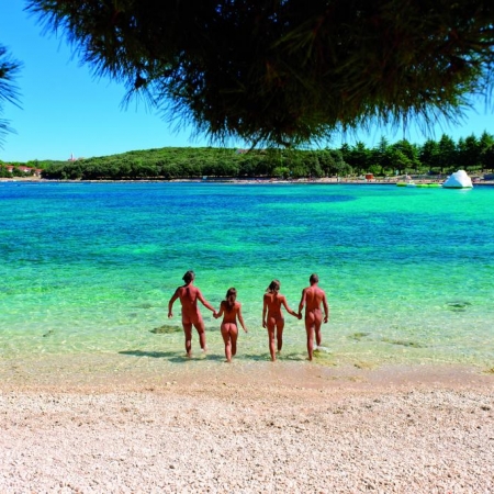 Beach Koversada, Vrsar