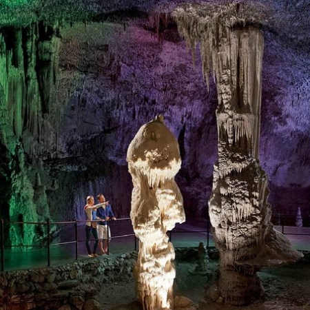 Postojna Höhle und Burg Predjama von Rovinj